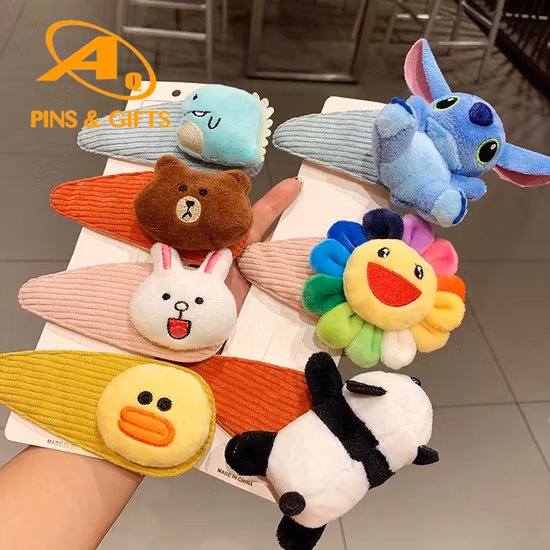 Accessoires de maison d'arbre de filet d'escalade de terrain de jeu d'enfants colorés pour des enfants